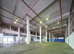 Gul Crescent (D22), Warehouse #485973101